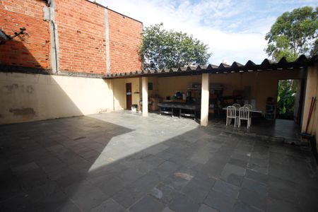 Casa à venda com 500m², 3 quartos e 4 vagasQuinta