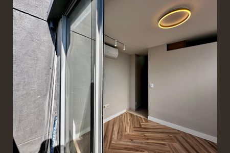 Apartamento à venda com 31m², 1 quarto e sem vagaSacada