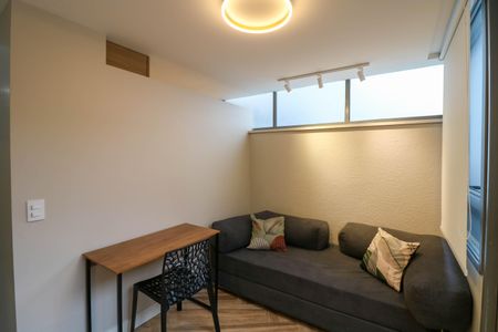 Sala de apartamento para alugar com 1 quarto, 31m² em Santo Amaro, São Paulo
