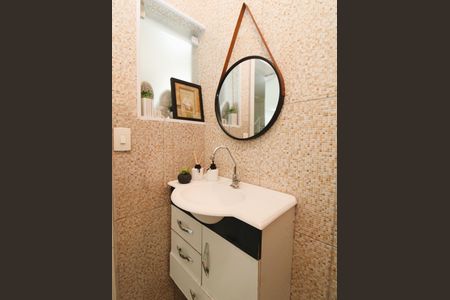 Casa à venda com 140m², 2 quartos e 1 vagaBanheiro de serviço