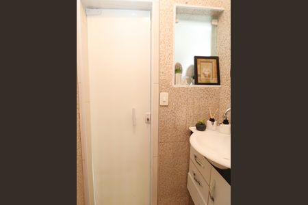 Casa à venda com 140m², 2 quartos e 1 vagaBanheiro de serviço