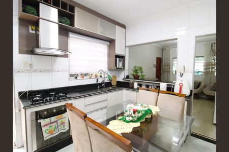 Casa à venda com 140m², 2 quartos e 1 vagaCozinha