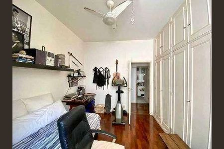 Apartamento à venda com 215m², 4 quartos e 2 vagas