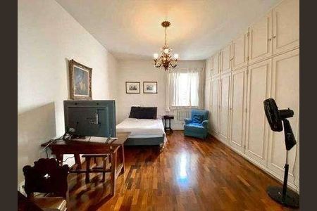 Apartamento à venda com 215m², 4 quartos e 2 vagas