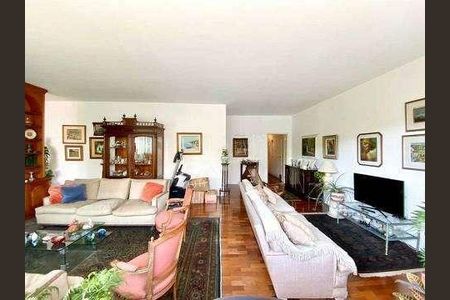 Apartamento à venda com 215m², 4 quartos e 2 vagas