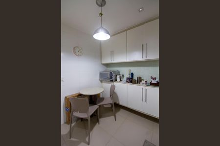 Apartamento à venda com 166m², 4 quartos e 1 vaga Apartamento à venda com 166m², 4 quartos e 1 vagaCozinha