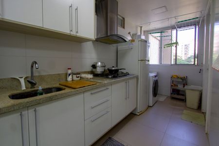 Apartamento à venda com 166m², 4 quartos e 1 vaga Apartamento à venda com 166m², 4 quartos e 1 vagaCozinha