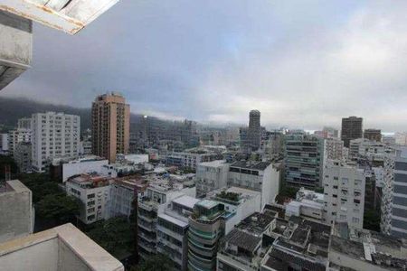 Apartamento à venda com 150m², 4 quartos e 1 vaga