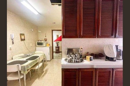 Apartamento à venda com 150m², 4 quartos e 1 vaga