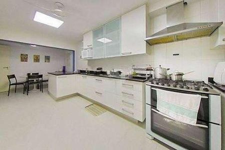 Apartamento à venda com 262m², 5 quartos e 2 vagas