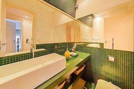 Apartamento à venda com 262m², 5 quartos e 2 vagas