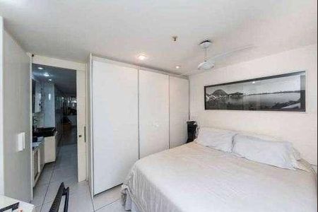 Apartamento à venda com 120m², 2 quartos e sem vaga