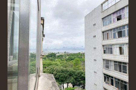 Apartamento à venda com 74m², 2 quartos e sem vaga