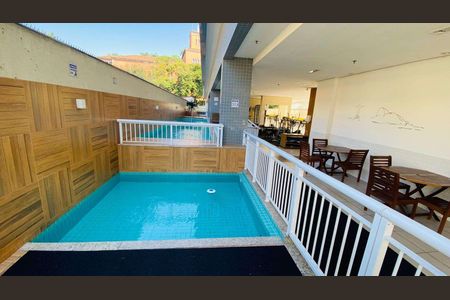 Apartamento à venda com 64m², 2 quartos e 1 vaga