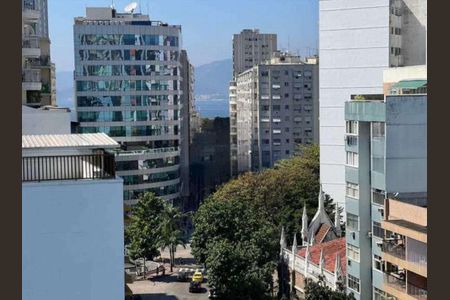 Apartamento à venda com 60m², 2 quartos e 1 vaga