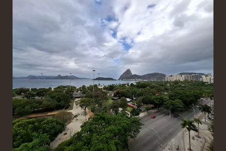 Apartamento à venda com 400m², 5 quartos e 2 vagasVista da suíte