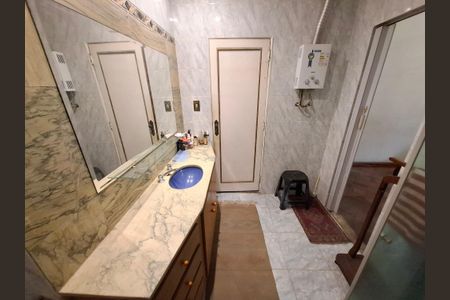 Apartamento à venda com 400m², 5 quartos e 2 vagasBanheiro da suíte 2