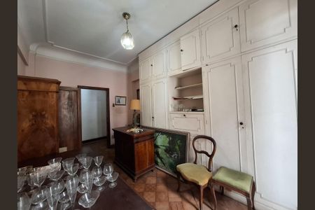 Apartamento à venda com 400m², 5 quartos e 2 vagasQuarto 1