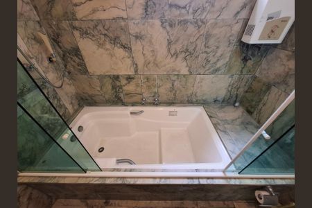 Apartamento à venda com 400m², 5 quartos e 2 vagasBanheiro Social