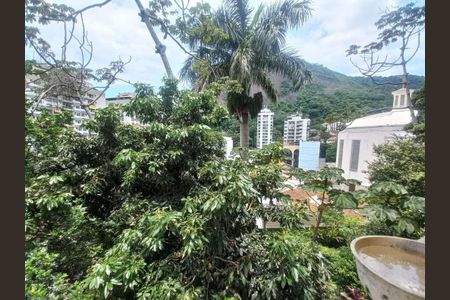 Casa à venda com 740m², 4 quartos e 2 vagas