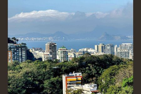 Casa à venda com 410m², 4 quartos e 2 vagas