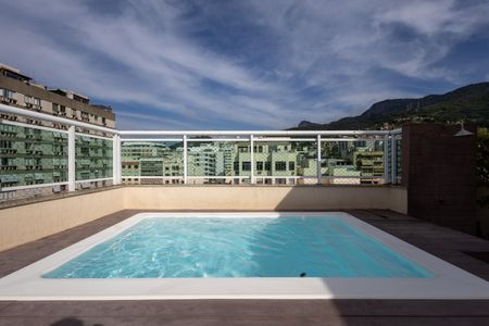 Apartamento à venda com 149m², 2 quartos e 2 vagasCobertura Piscina