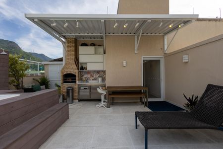 Apartamento à venda com 149m², 2 quartos e 2 vagasCobertura