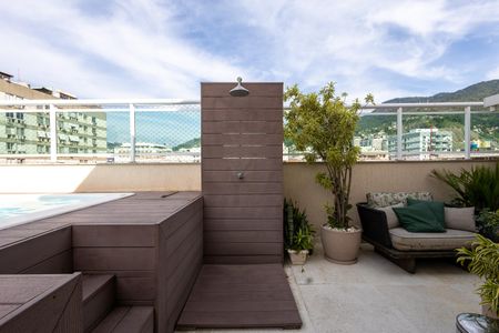 Apartamento à venda com 149m², 2 quartos e 2 vagasCobertura