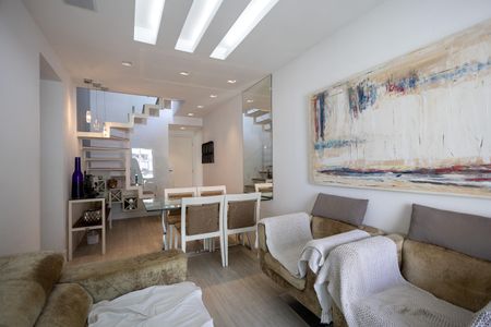 Apartamento à venda com 149m², 2 quartos e 2 vagasSala