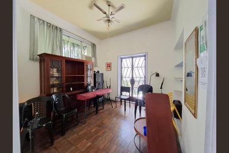 Casa à venda com 240m², 3 quartos e 2 vagasSala 2