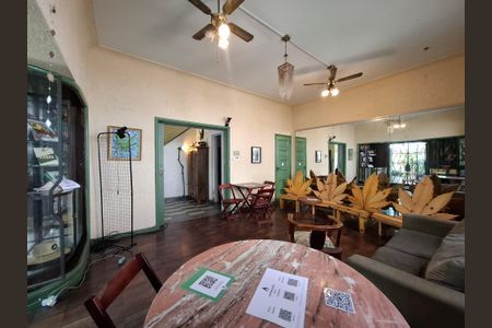 Casa à venda com 240m², 3 quartos e 2 vagasSala de jantar