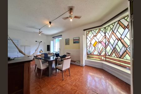 Casa à venda com 240m², 3 quartos e 2 vagasQuarto 1