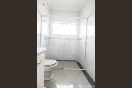 Casa de condomínio à venda com 560m², 4 quartos e 6 vagas Casa de condomínio à venda com 560m², 4 quartos e 6 vagasBanheiro da Suíte 4