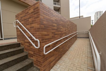 Apartamento para alugar com 35m², 2 quartos e sem vaga Apartamento para alugar com 35m², 2 quartos e sem vagaRampas de Acesso