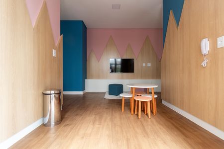 Apartamento para alugar com 35m², 2 quartos e sem vaga Apartamento para alugar com 35m², 2 quartos e sem vagaÁrea comum - Brinquedoteca