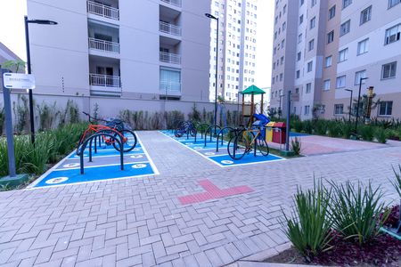 Apartamento para alugar com 35m², 2 quartos e sem vaga Apartamento para alugar com 35m², 2 quartos e sem vagaÁrea comum - Bicicletário