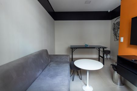 Apartamento para alugar com 35m², 2 quartos e sem vaga Apartamento para alugar com 35m², 2 quartos e sem vagaÁrea comum - Salão de Jogos