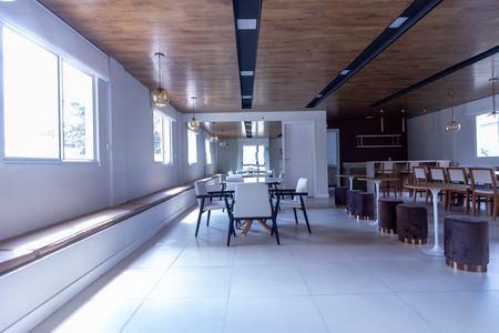 Apartamento para alugar com 35m², 2 quartos e sem vaga Apartamento para alugar com 35m², 2 quartos e sem vagaÁrea comum - Salão de festas