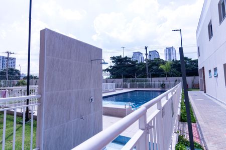 Apartamento para alugar com 35m², 2 quartos e sem vaga Apartamento para alugar com 35m², 2 quartos e sem vagaÁrea comum - Piscina