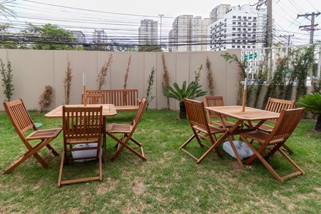 Apartamento para alugar com 35m², 2 quartos e sem vaga Apartamento para alugar com 35m², 2 quartos e sem vagaÁrea comum - Churrasqueira