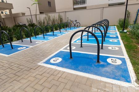 Apartamento para alugar com 35m², 2 quartos e sem vaga Apartamento para alugar com 35m², 2 quartos e sem vagaÁrea comum - Bicicletário