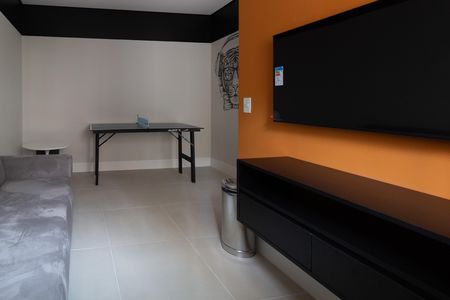 Apartamento para alugar com 35m², 2 quartos e sem vaga Apartamento para alugar com 35m², 2 quartos e sem vagaÁrea comum - Salão de Jogos