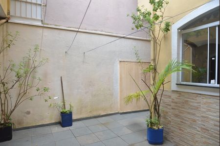 Casa para alugar com 40m², 1 quarto e sem vagaQuintal