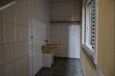 Casa para alugar com 40m², 1 quarto e sem vagaÁrea de Serviço