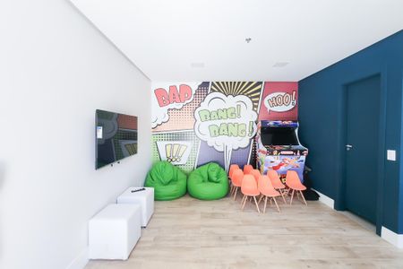 Apartamento à venda com 33m², 1 quarto e sem vagaÁrea comum - Espaço Teen