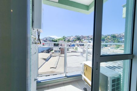 Apartamento à venda com 33m², 1 quarto e sem vagaSacada