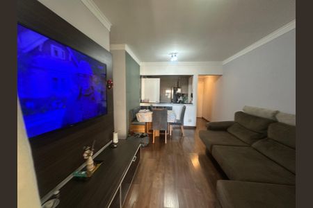 Sala de apartamento à venda com 3 quartos, 85m² em Jardim Tupanci, Barueri
