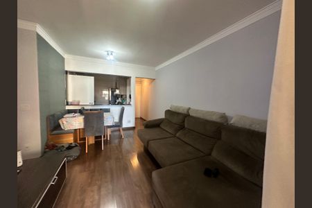 Sala de apartamento à venda com 3 quartos, 85m² em Jardim Tupanci, Barueri