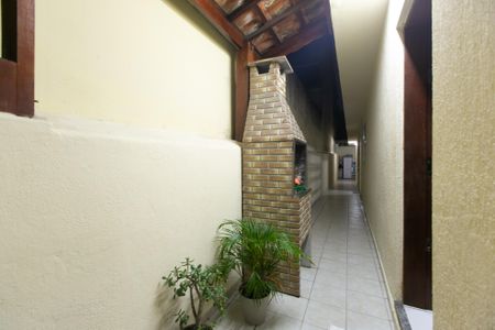 Casa à venda com 65m², 3 quartos e 2 vagasChurrasqueira