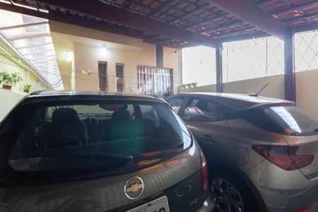 Casa à venda com 65m², 3 quartos e 2 vagasGaragem